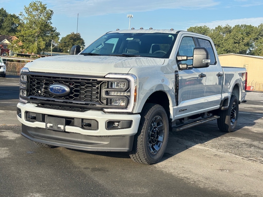 2026 Ford F-250 Super Duty XL's photo
