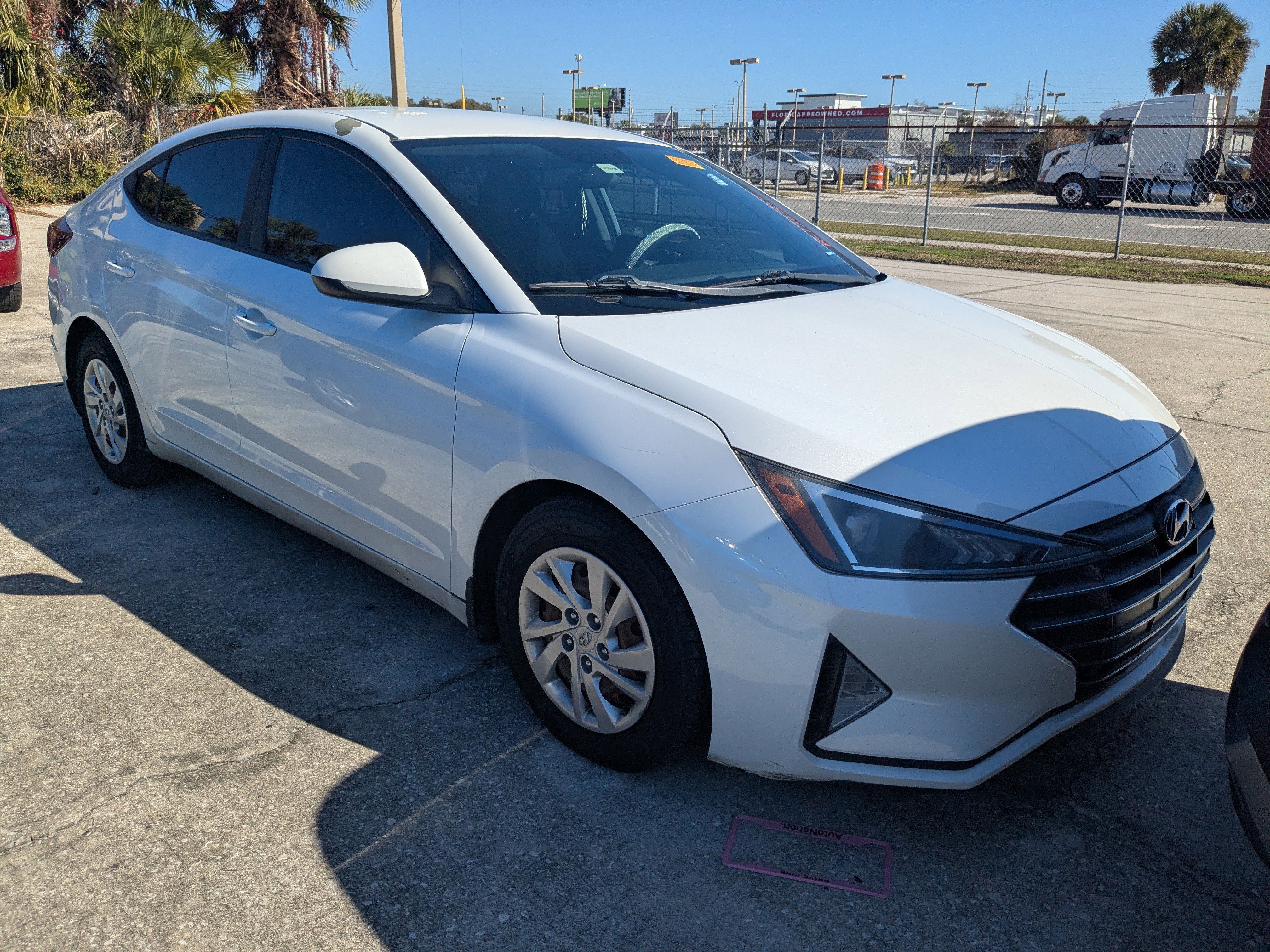2019 Hyundai Elantra SE