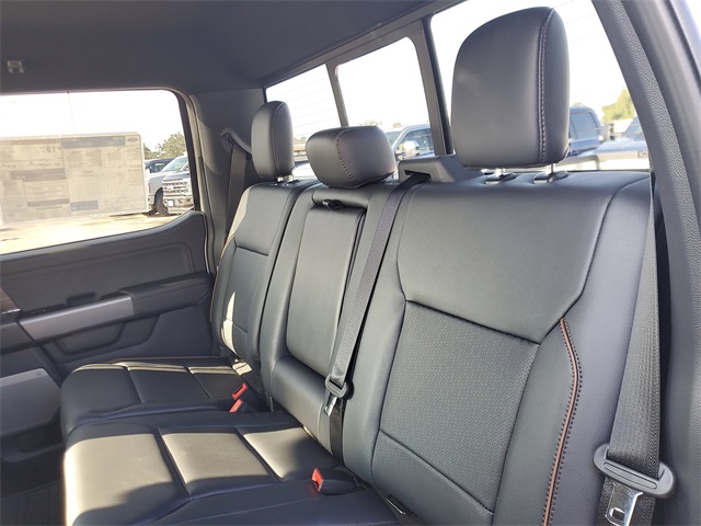 2025 Ford F-150 Lariat photo 8