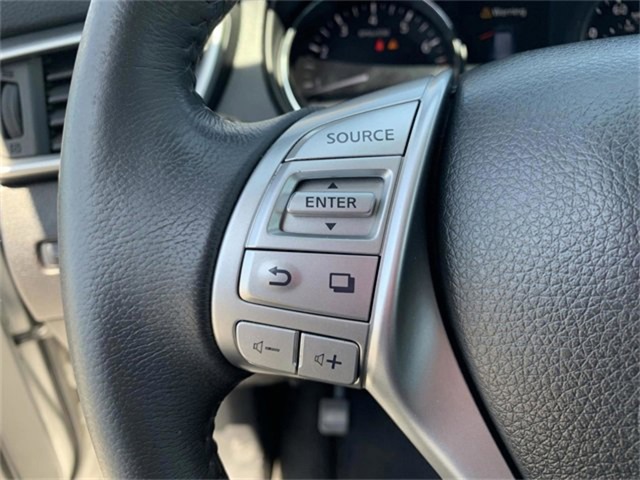 2014 Nissan Rogue SL photo 29