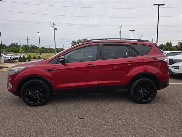 Used 2017 Ford Escape Titanium with VIN 1FMCU0J98HUB12673 for sale in Southaven, MS