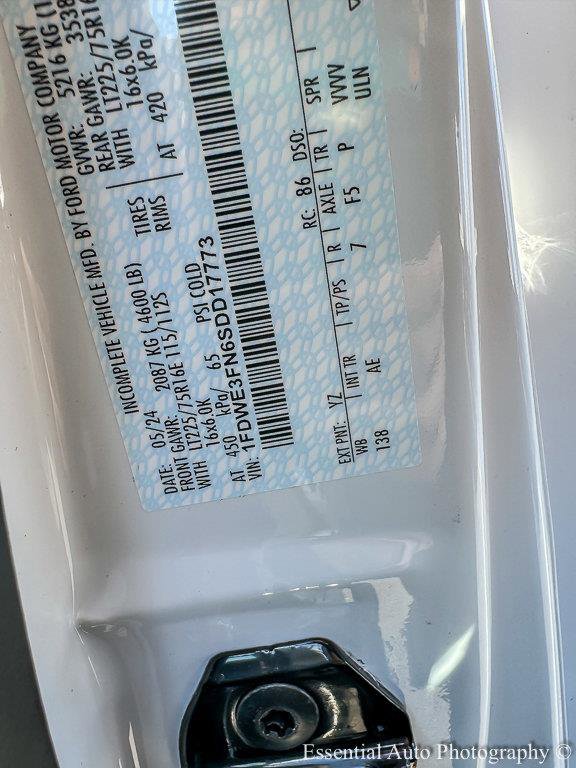 2025 FORD E-350 - Image 27