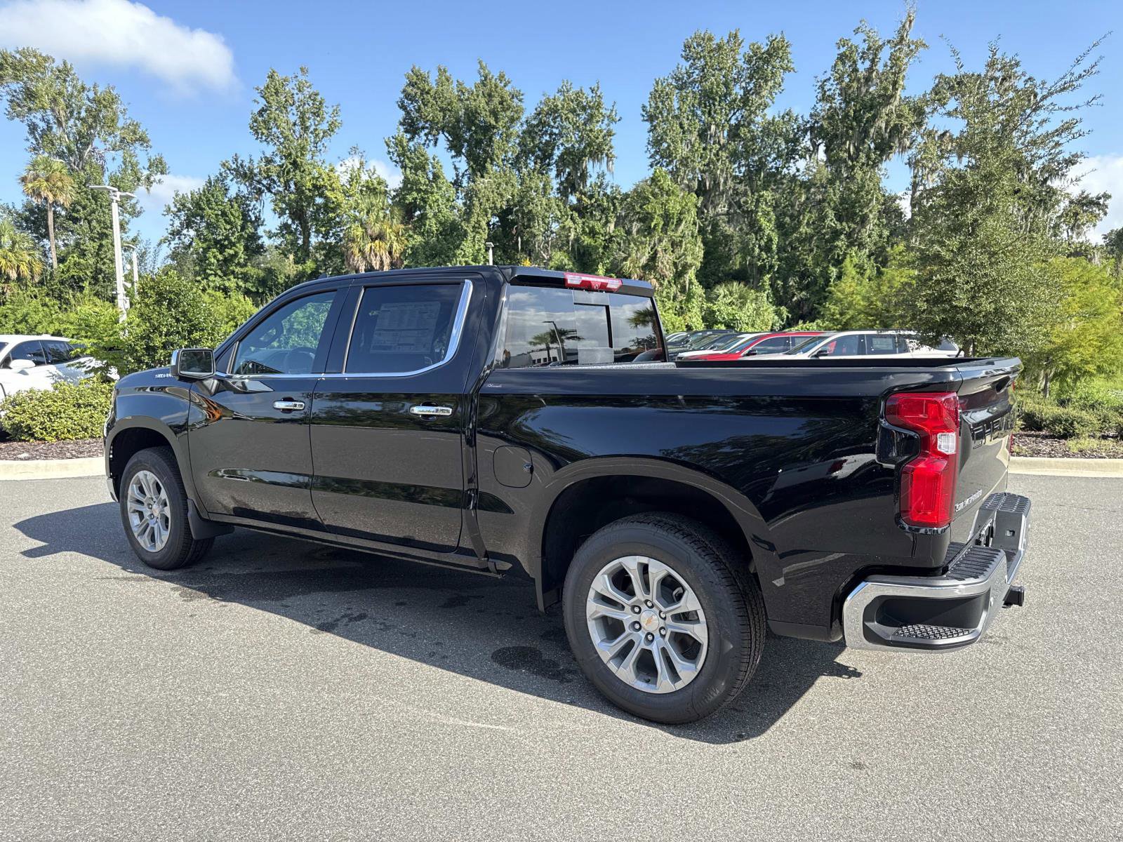2026 Chevrolet Silverado 1500 LTZ photo 5