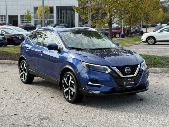 2022 Nissan Rogue Sport SL photo 2