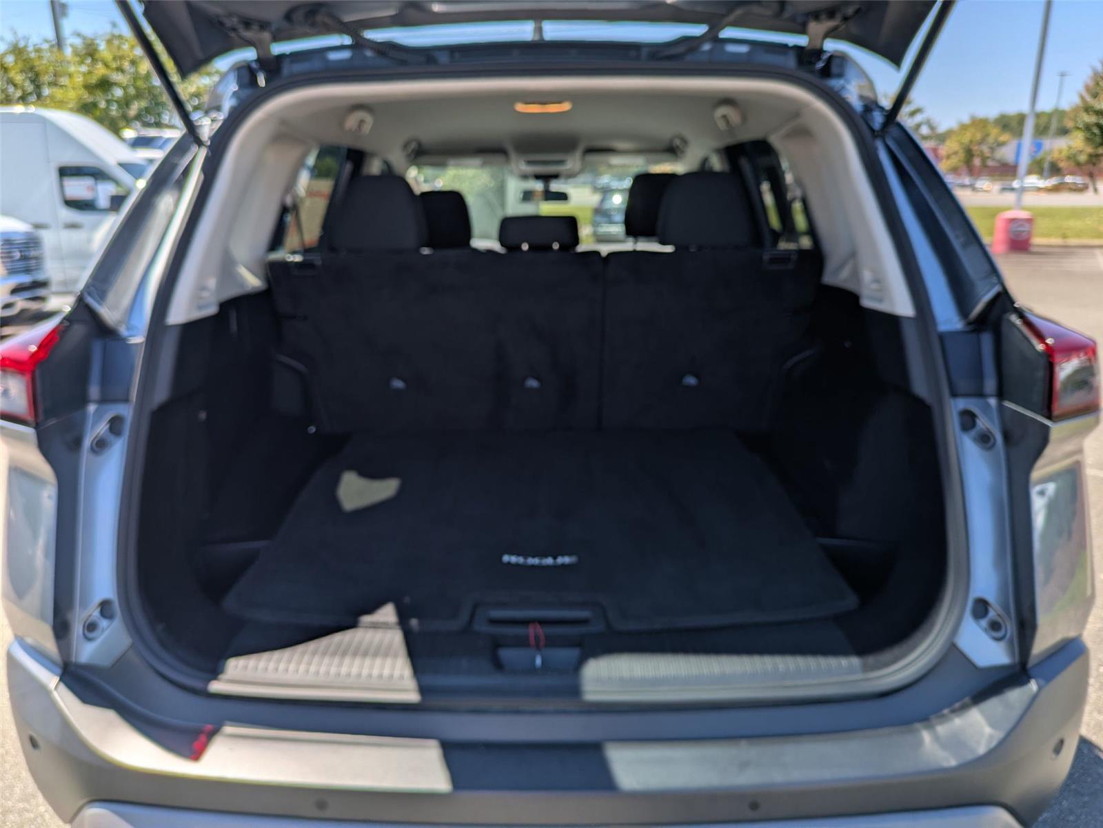 2023 Nissan Rogue S photo 25