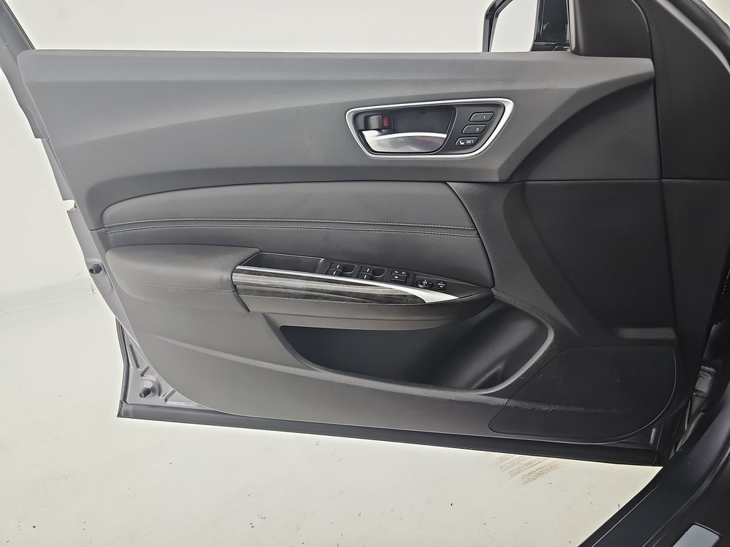 2020 Acura TLX 2.4L Base photo 30