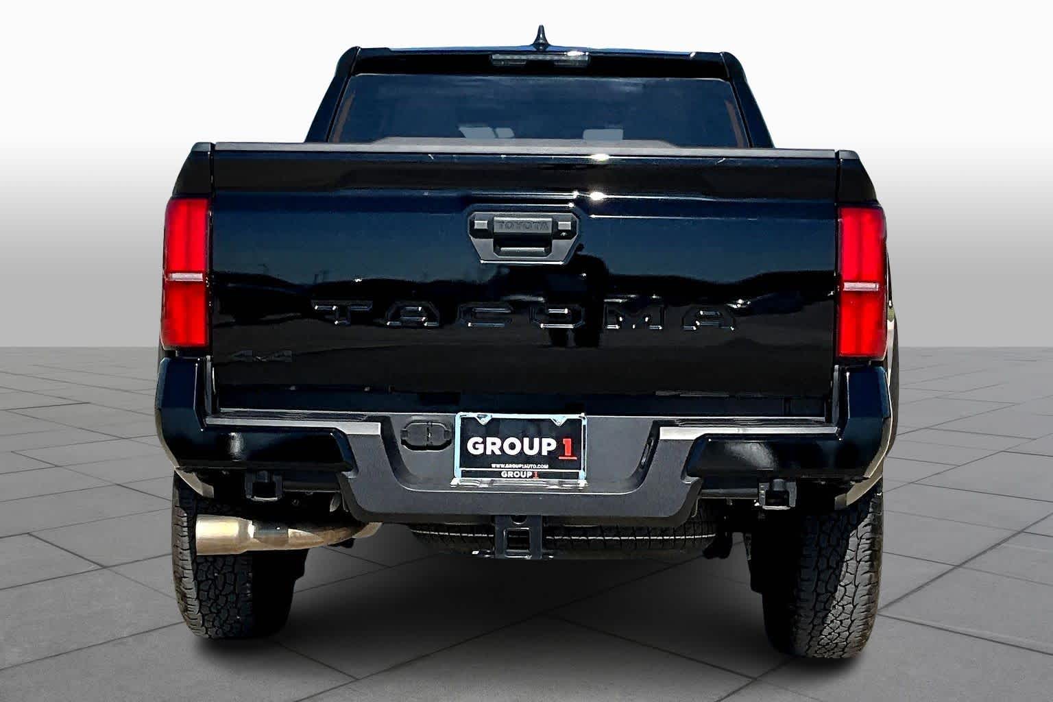 2024 Toyota Tacoma TRD 4x4 photo 4