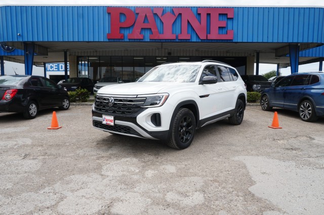 2024 Volkswagen Atlas Atlas Peak Edition's photo