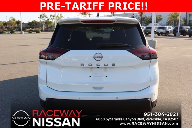 2025 Nissan Rogue S photo 4