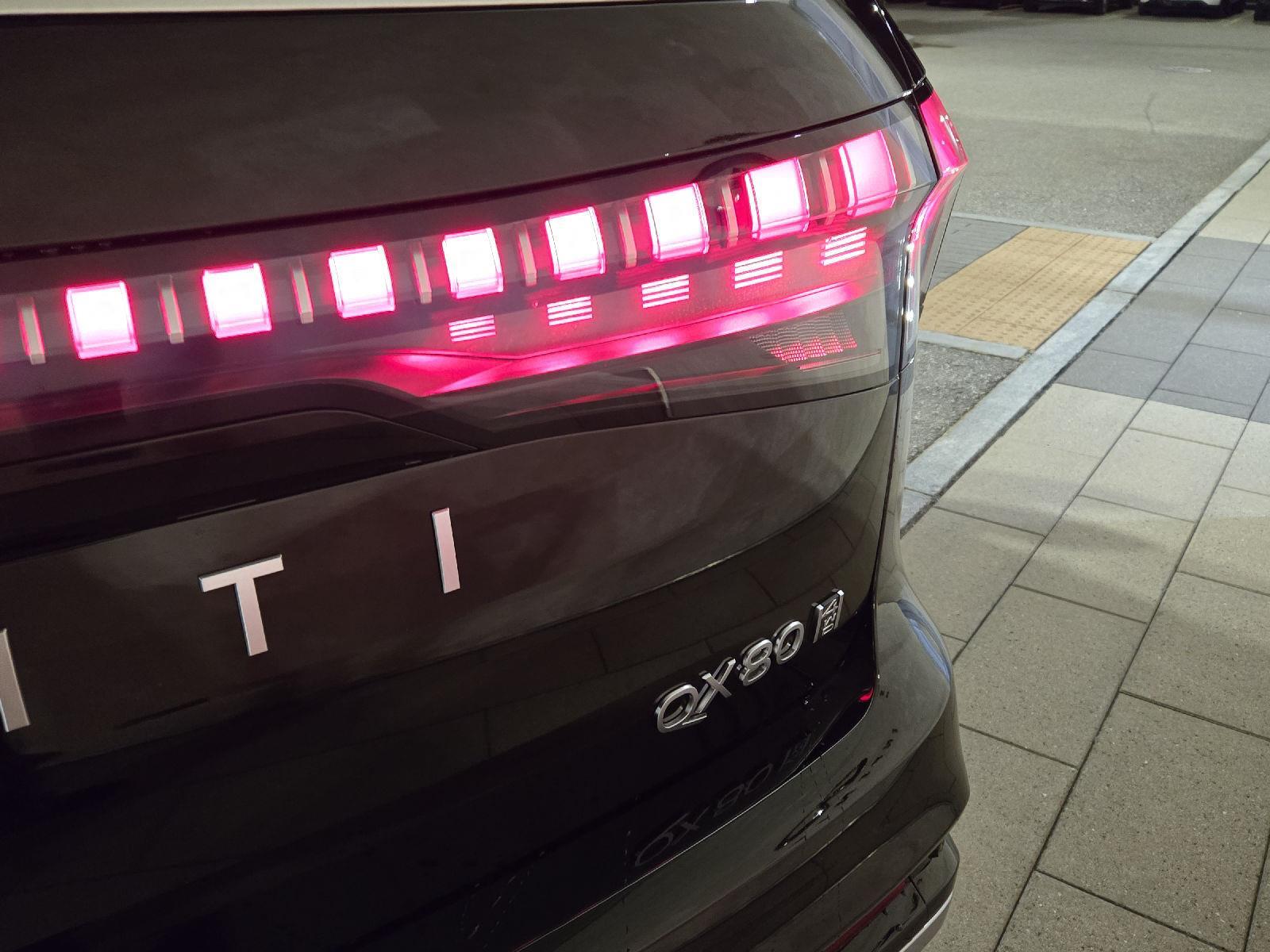 2026 Infiniti QX80 Pure photo 13