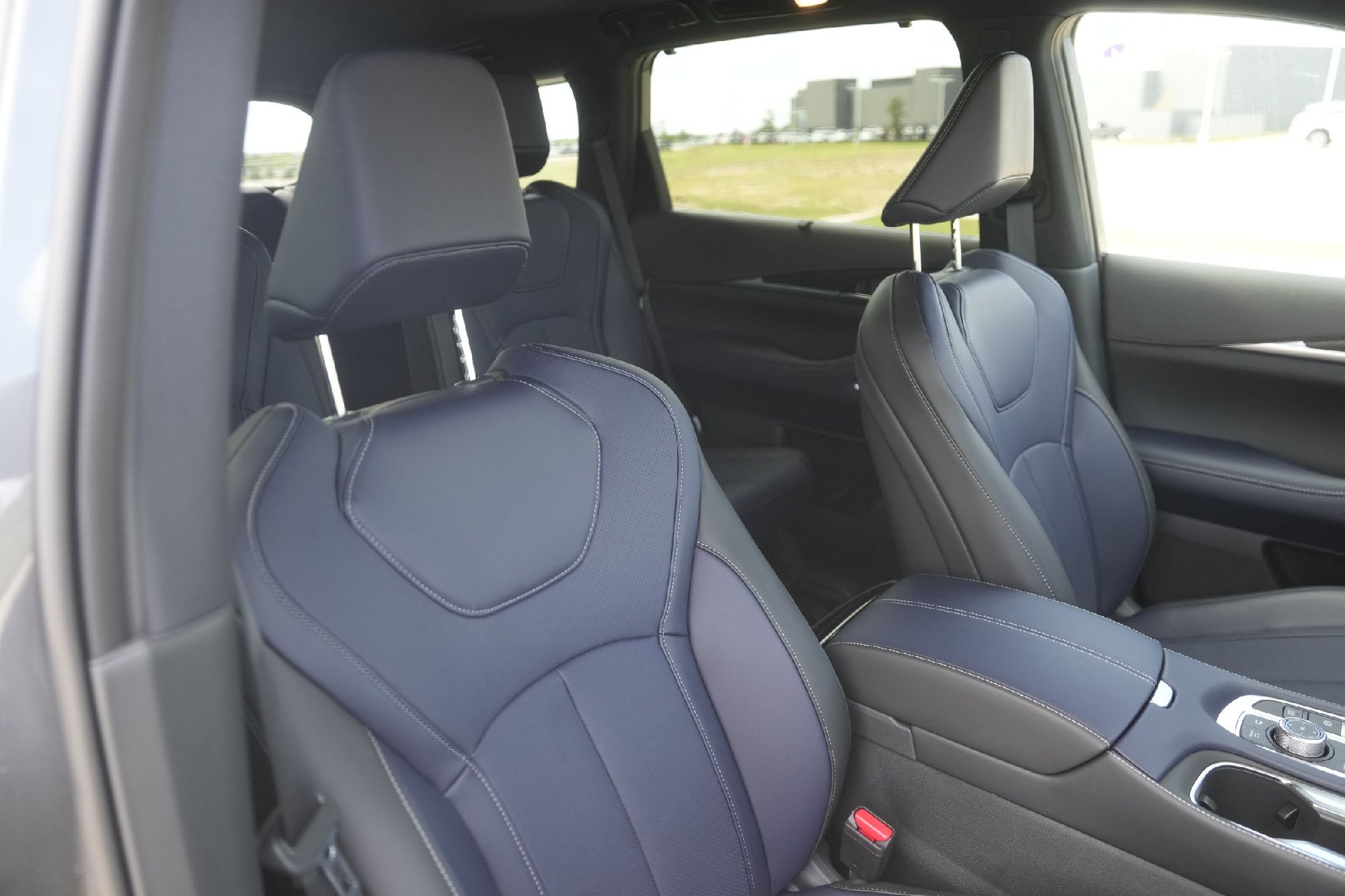2026 Infiniti QX60 AWD photo 15