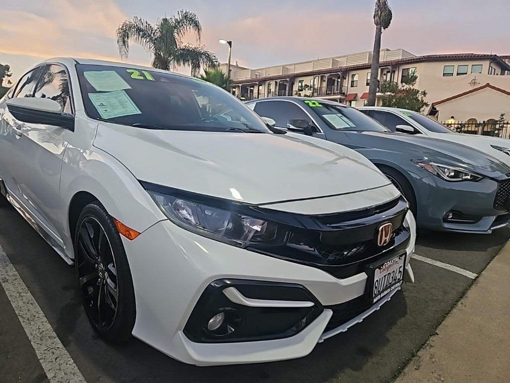 2021 Honda Civic Hatchback Sport's photo