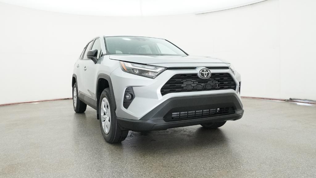2025 Toyota RAV4 LE photo 31