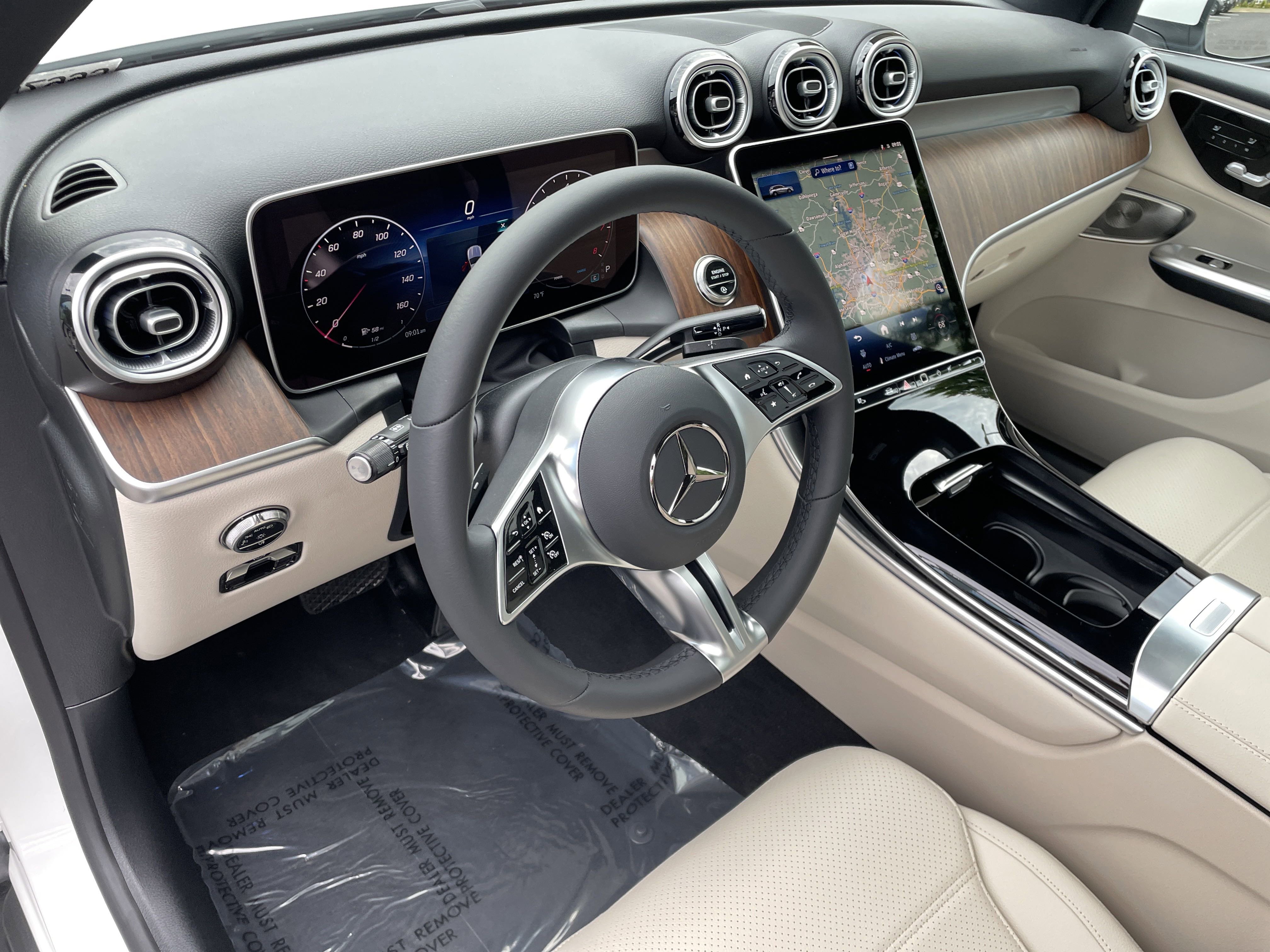 2026 Mercedes Benz GLC 300 photo 8