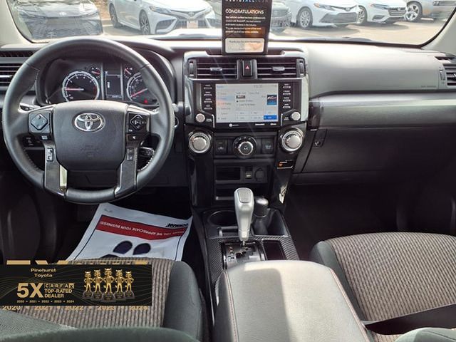 2024 Toyota 4Runner TRD Off-Road photo 25