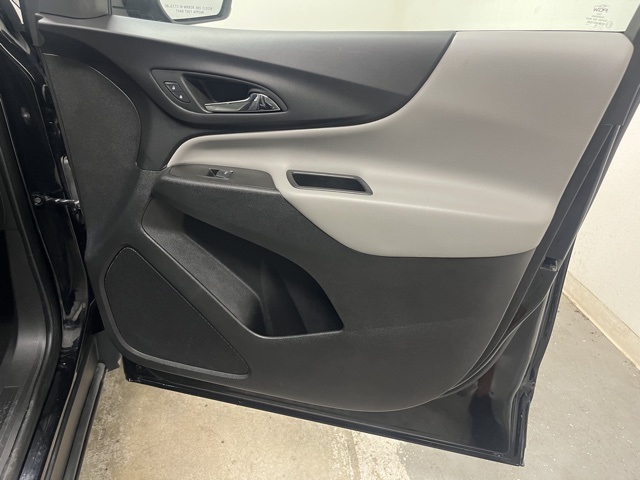 2024 Chevrolet Equinox LS photo 23