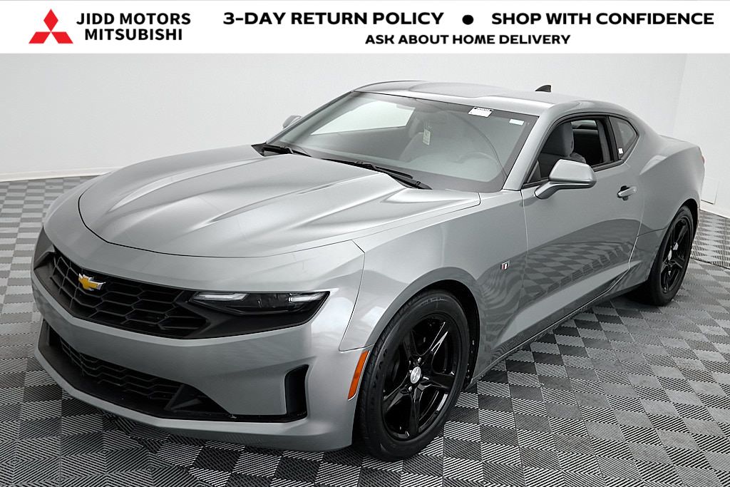 2023 Chevrolet Camaro 1LT's photo