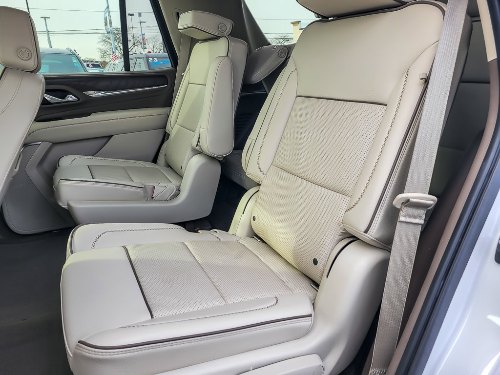 2021 GMC YUKON - Image 11