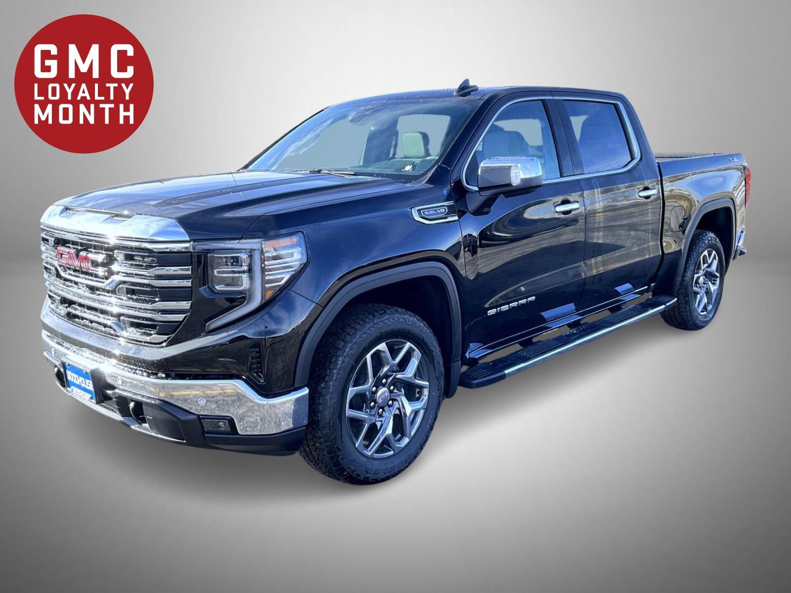 2026 GMC Sierra 1500 SLT's photo