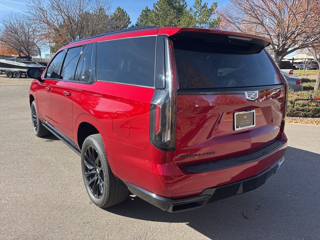 2022 Cadillac Escalade ESV Sport Platinum photo 2