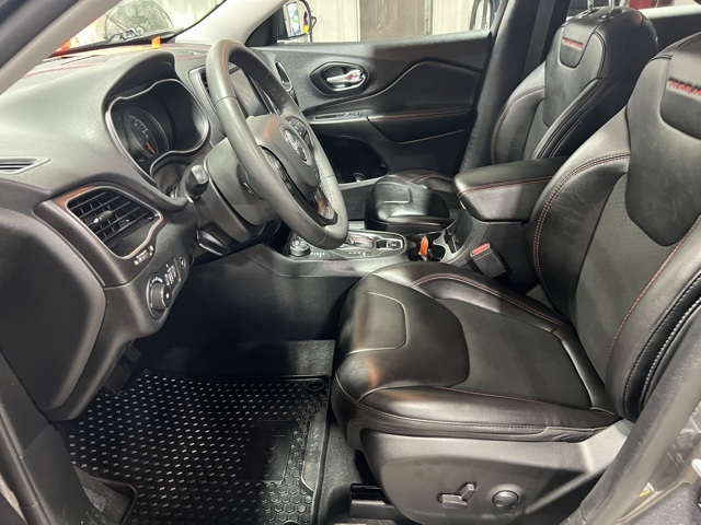 2022 Jeep Cherokee Trailhawk photo 4