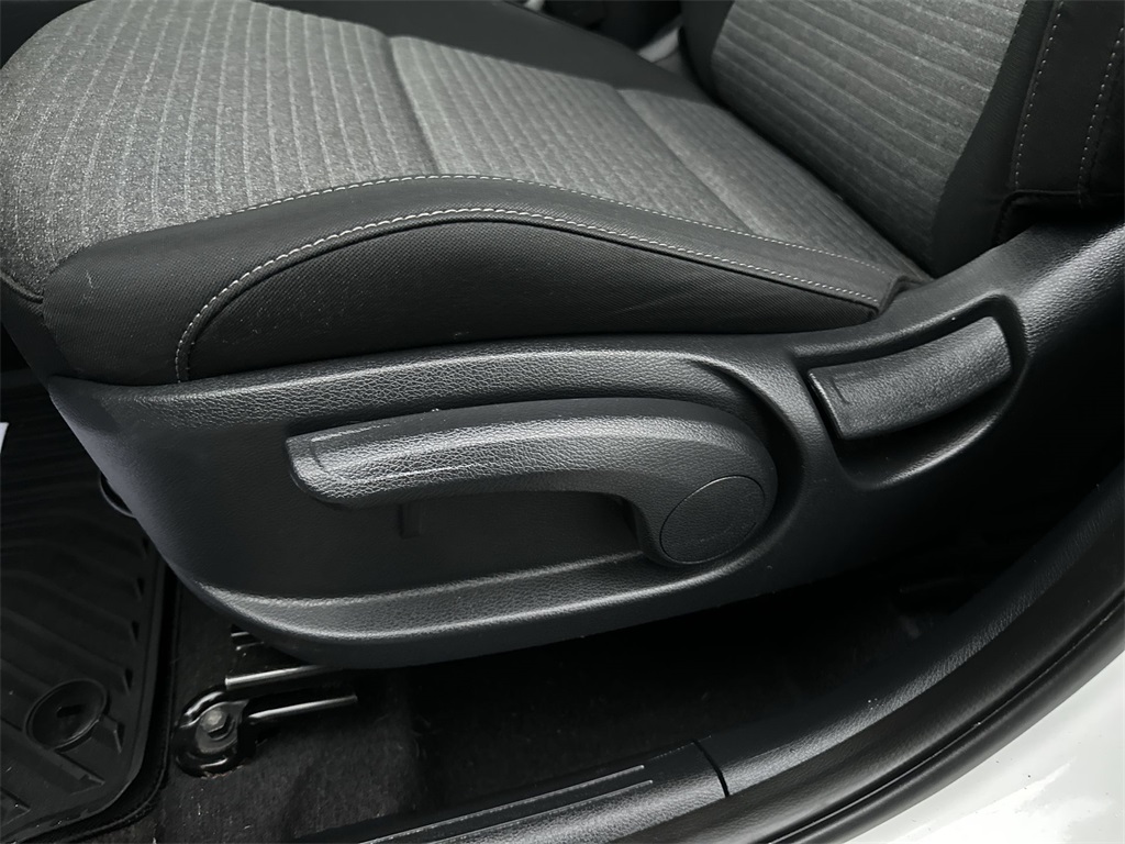 2020 Kia Soul GT-Line photo 12