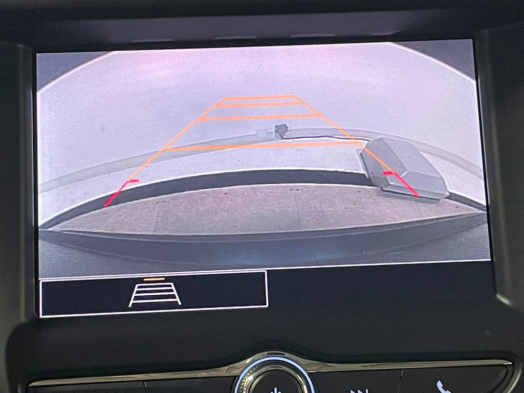 2021 Chevrolet Trailblazer LS photo 2