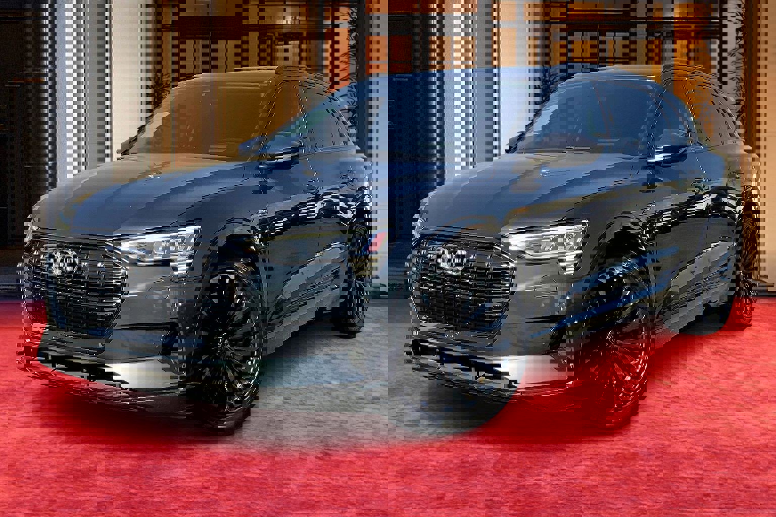 2019 Audi e-tron Prestige