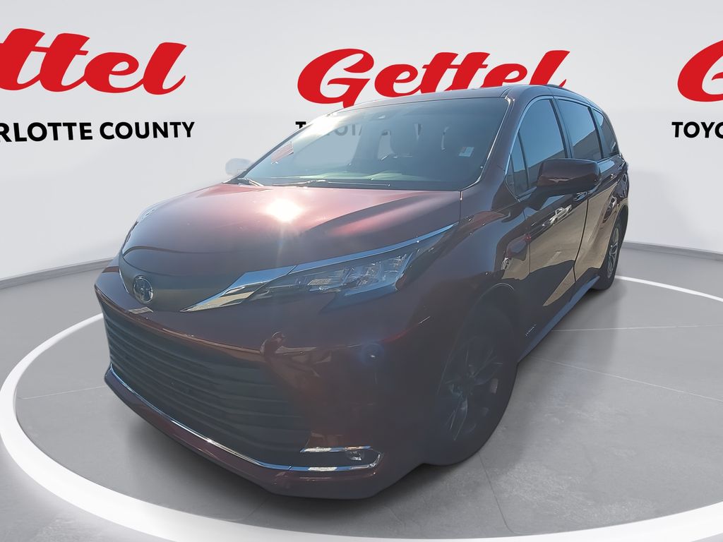 2021 Toyota Sienna XLE