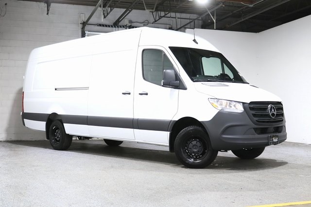 2025 Mercedes-Benz Sprinter Cargo Van Base's photo