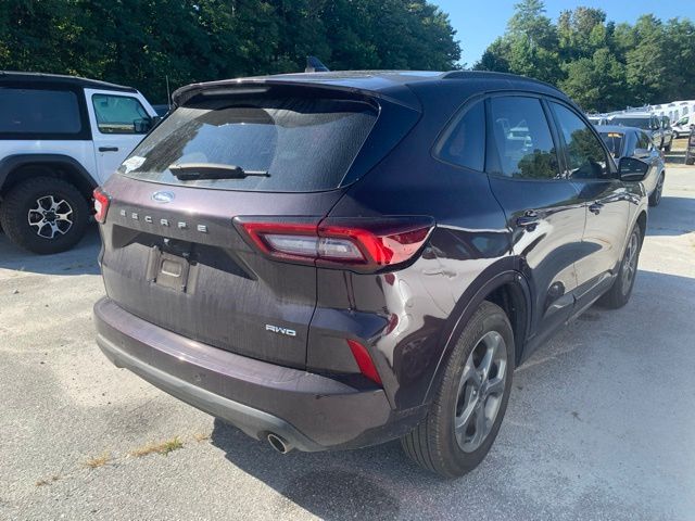 2023 Ford Escape ST-Line photo 11