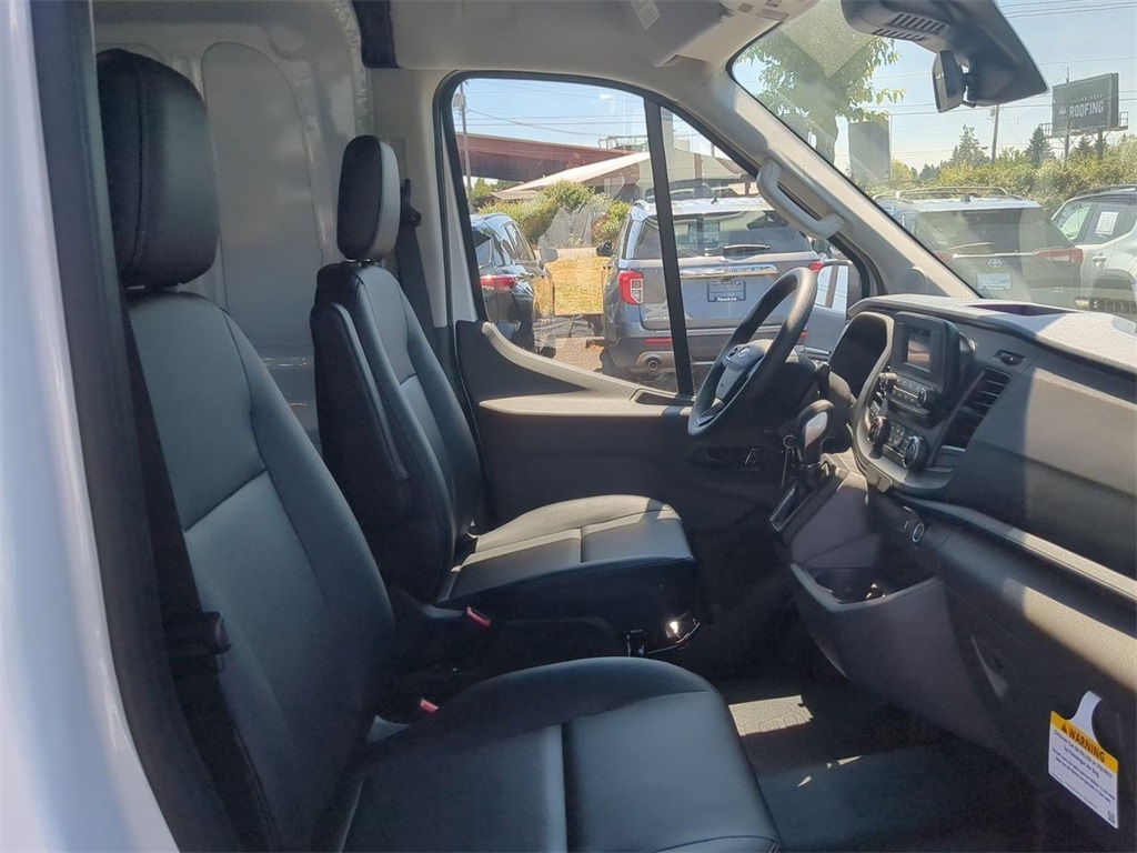 2025 Ford Transit photo 21