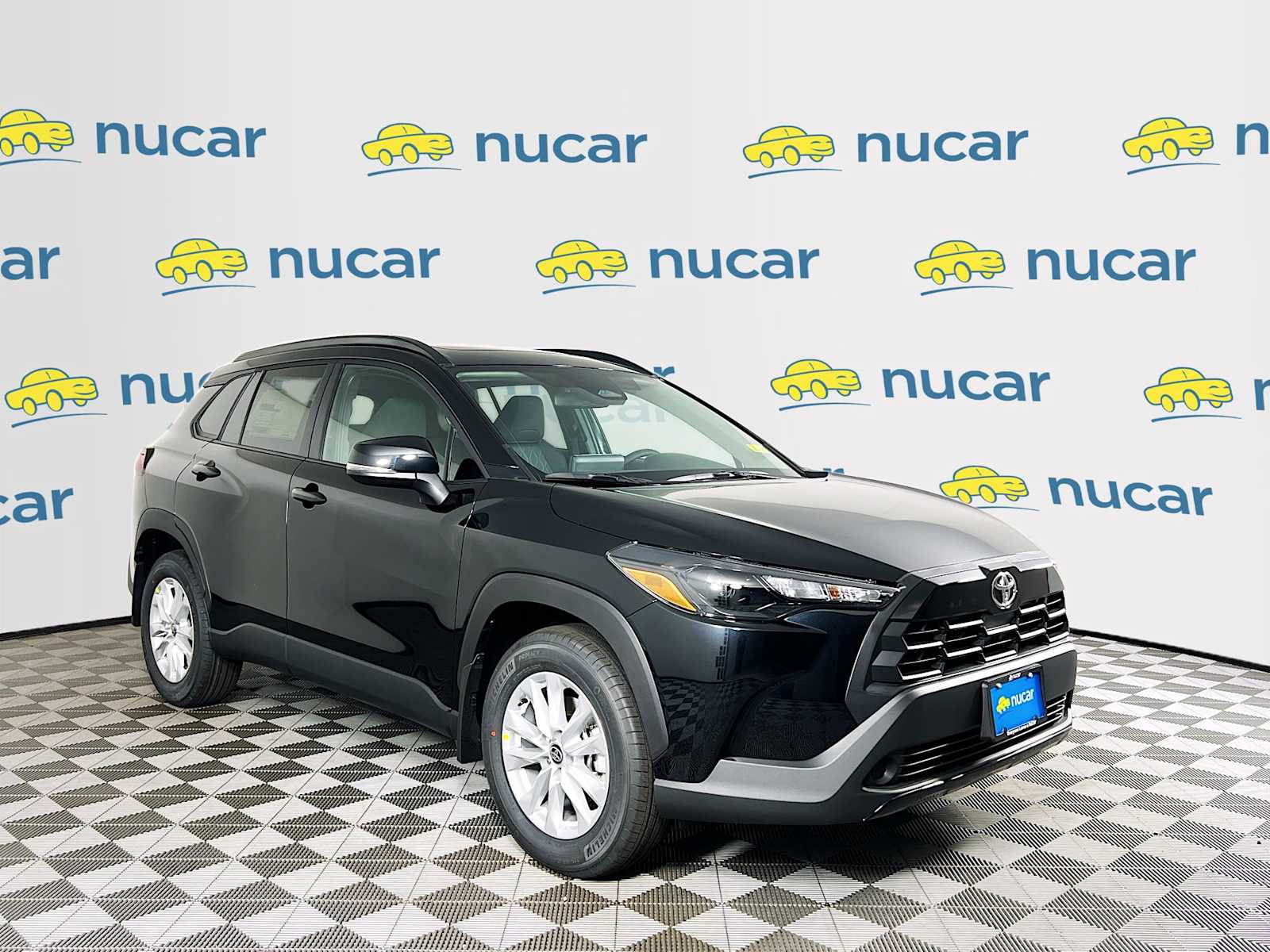 2026 Toyota Corolla Cross LE's photo