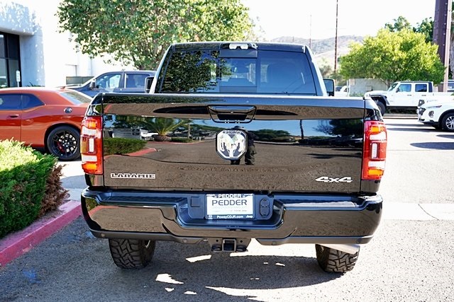 2024 Ram 3500 Laramie photo 8
