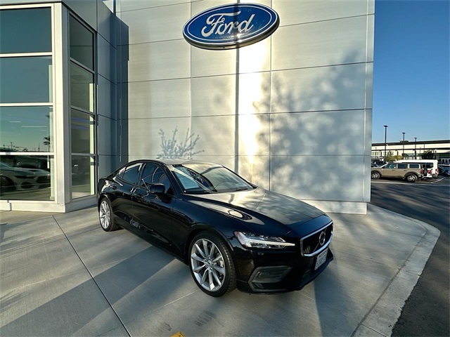 2020 Volvo S60 Momentum