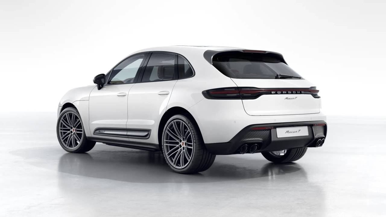 2026 Porsche Macan T photo 3