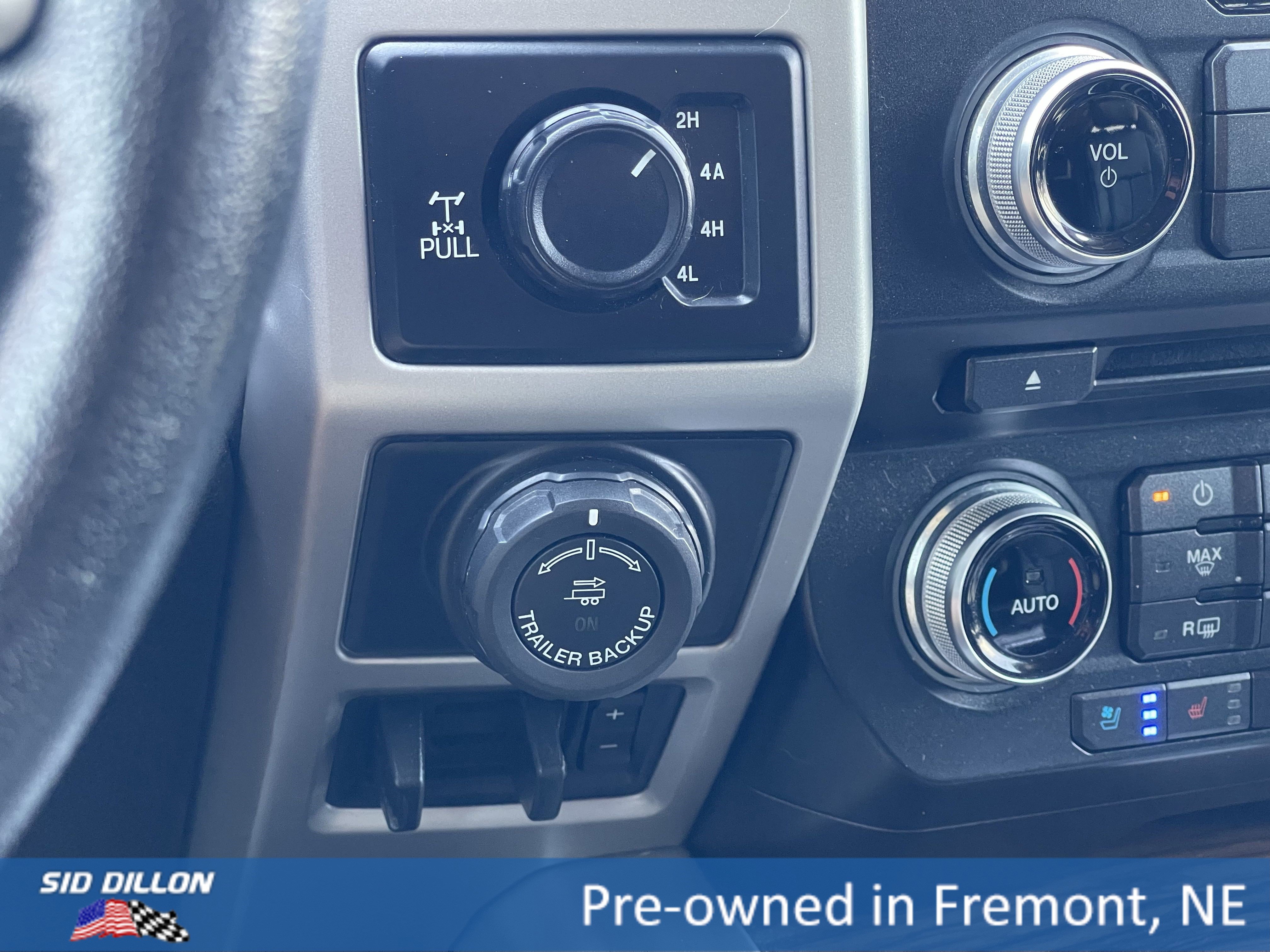 2018 Ford F-150 Lariat photo 2