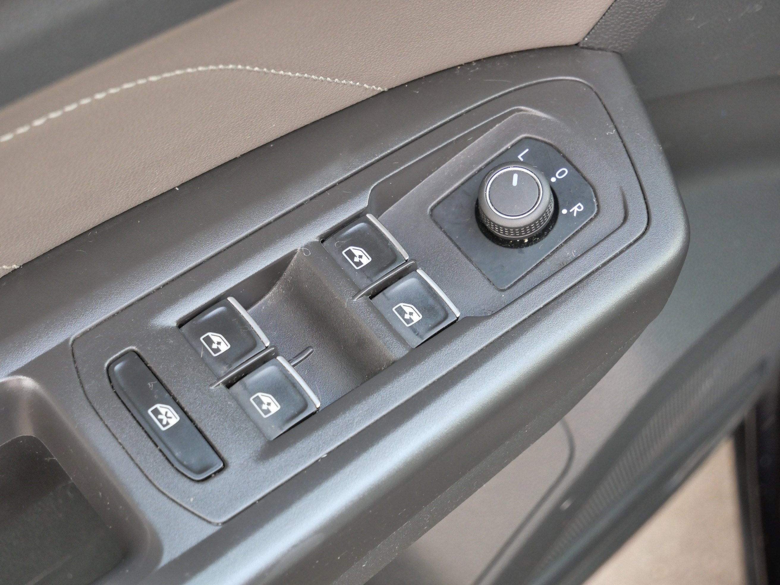 2022 Volkswagen Atlas V6 SE Technology photo 19