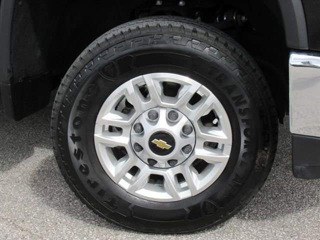 2024 Chevrolet Silverado 2500HD LT photo 7
