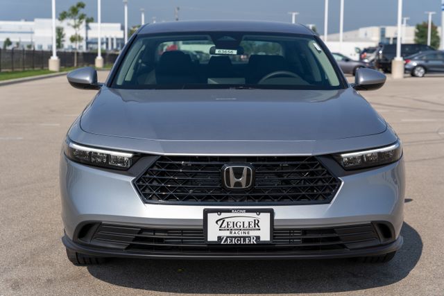 2025 Honda Accord LX photo 2
