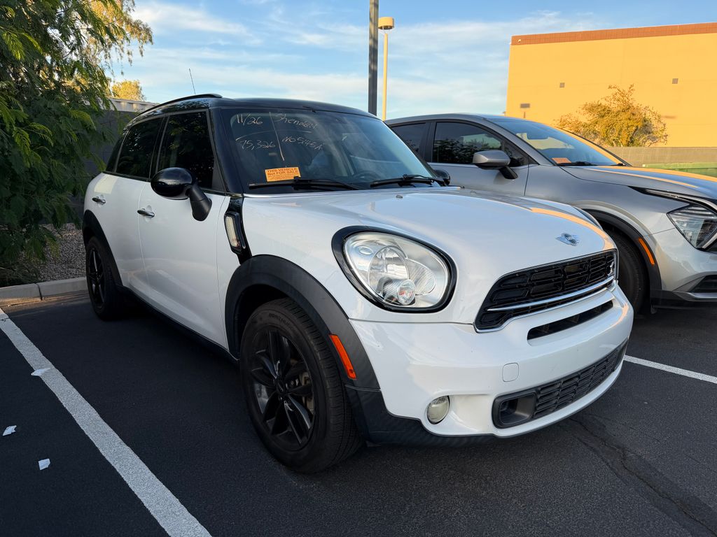 2016 Mini Countryman S photo 2