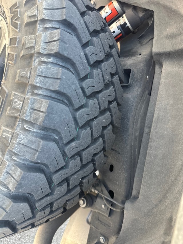 Used 2022 Firecracker Red Clearcoat Jeep Mojave image 15