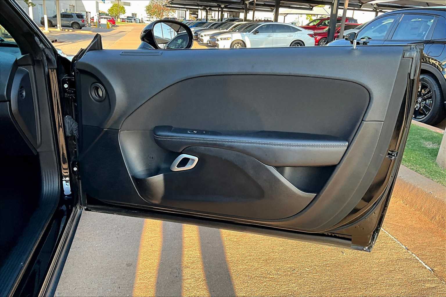 2022 Dodge Challenger R/T photo 19