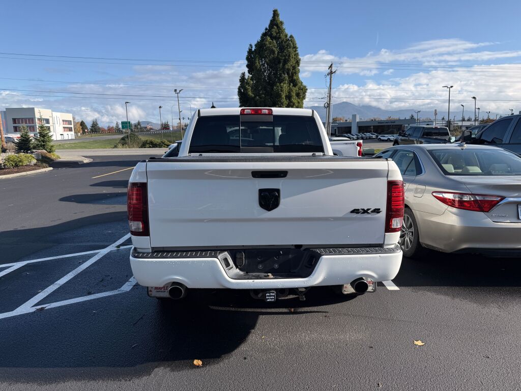 2018 Ram 1500 Sport photo 3