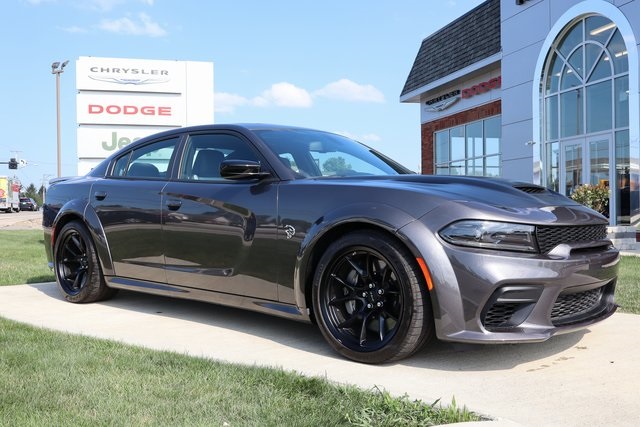 2023 Dodge Charger SRT8 Hellcat Widebody photo 2