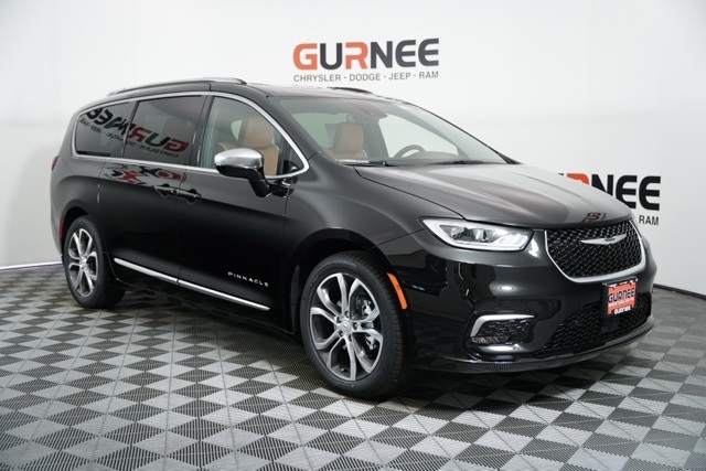 2026 Chrysler Pacifica Pinnacle photo 2