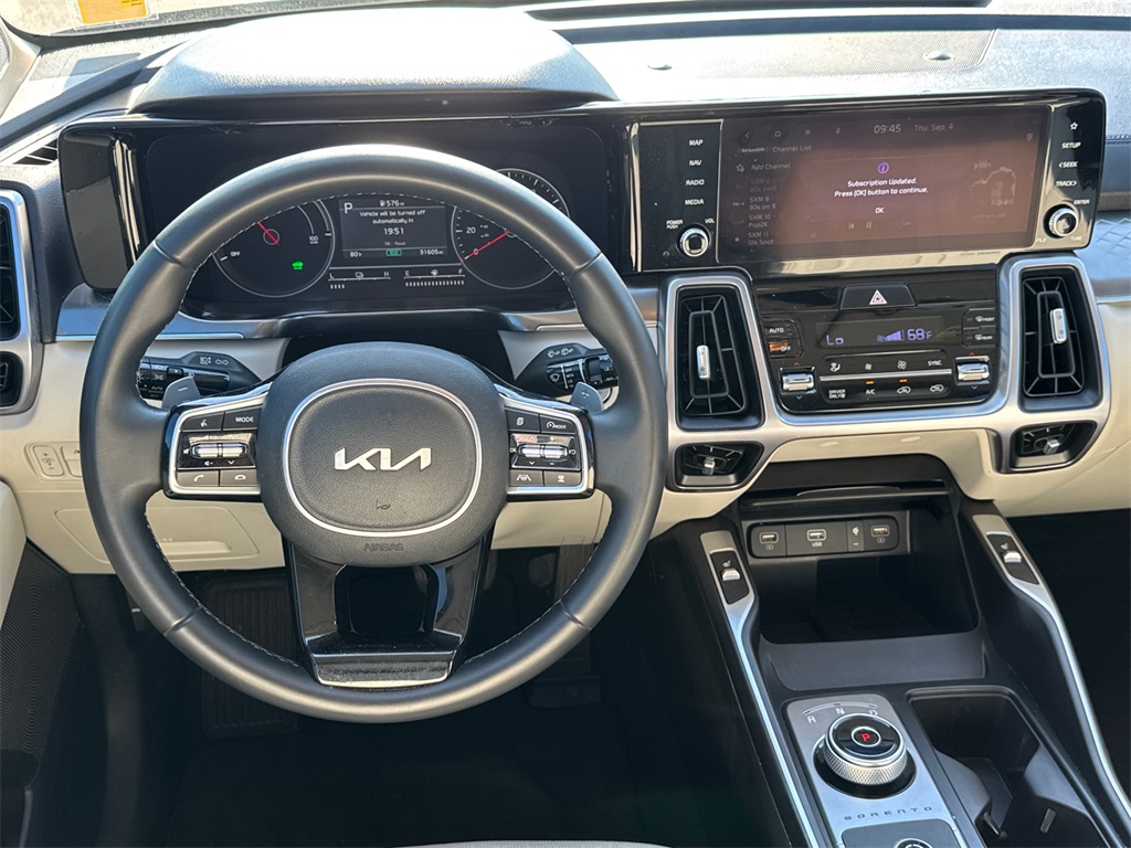 2023 Kia Sorento Hybrid EX photo 21