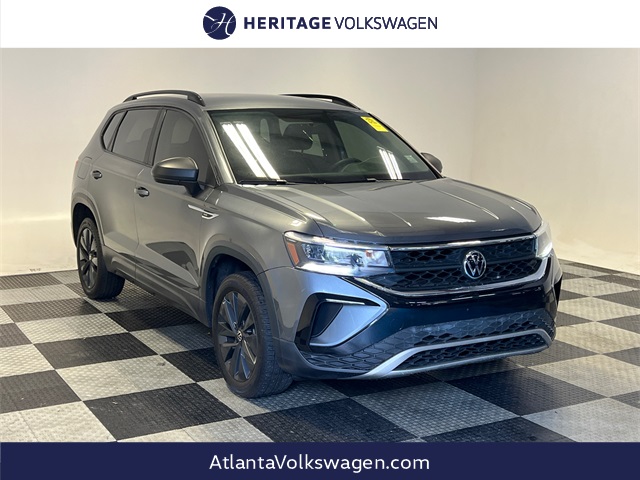 2022 Volkswagen Taos S's photo