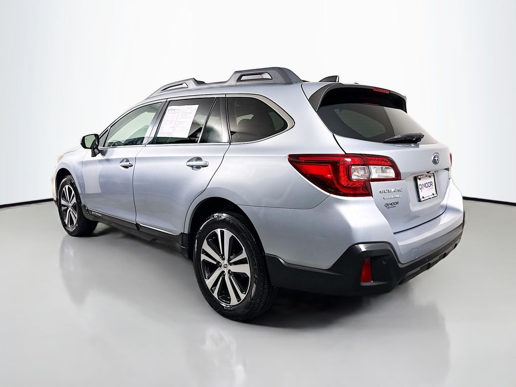 2019 Subaru Outback Limited photo 5