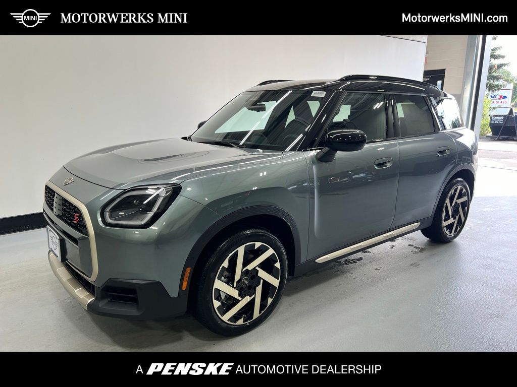 2025 MINI Countryman S's photo